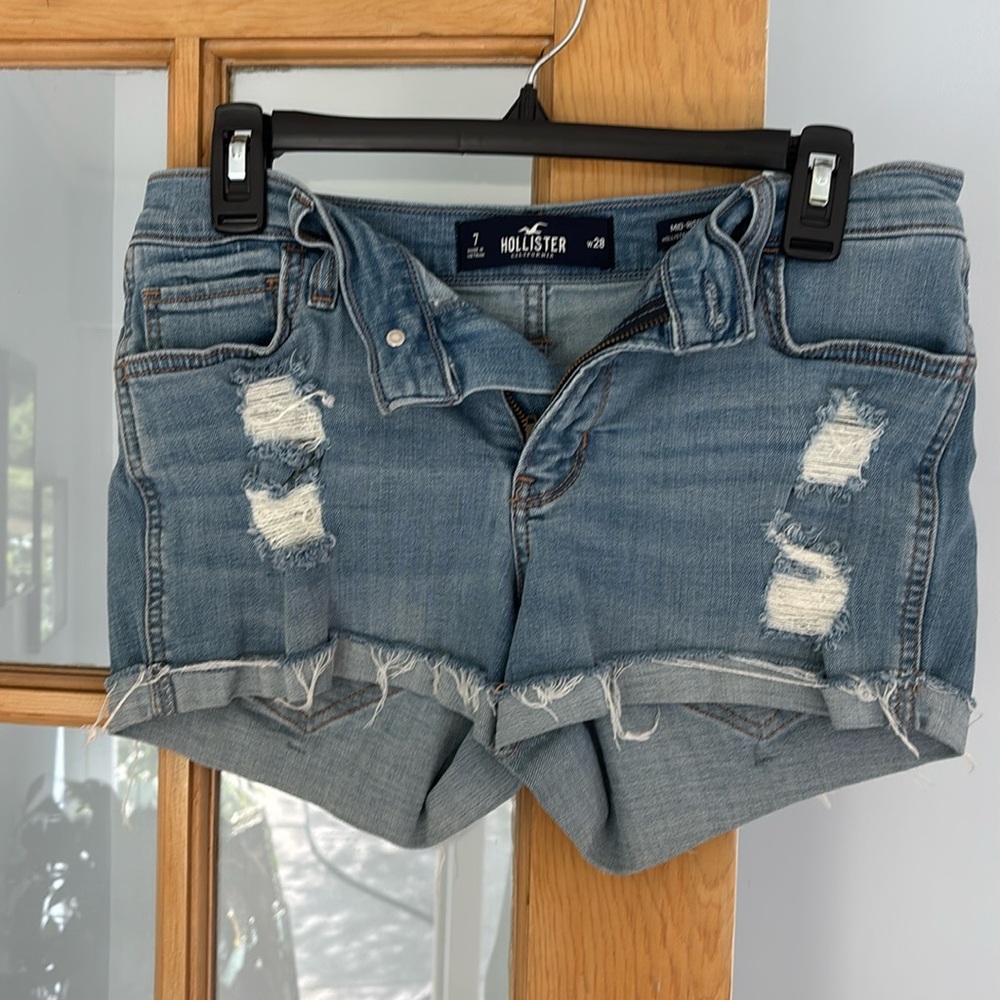 Like new size 7 hollister Jean shorts
